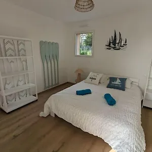 Hébergement de vacances La Bernique Blanche De Vue 4 Personnes, Perros-Guirec